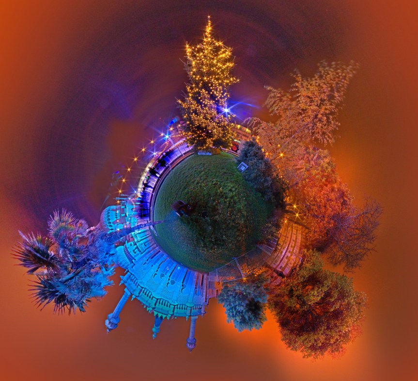 Christmas at the Palace: Family&nbsp;Observations